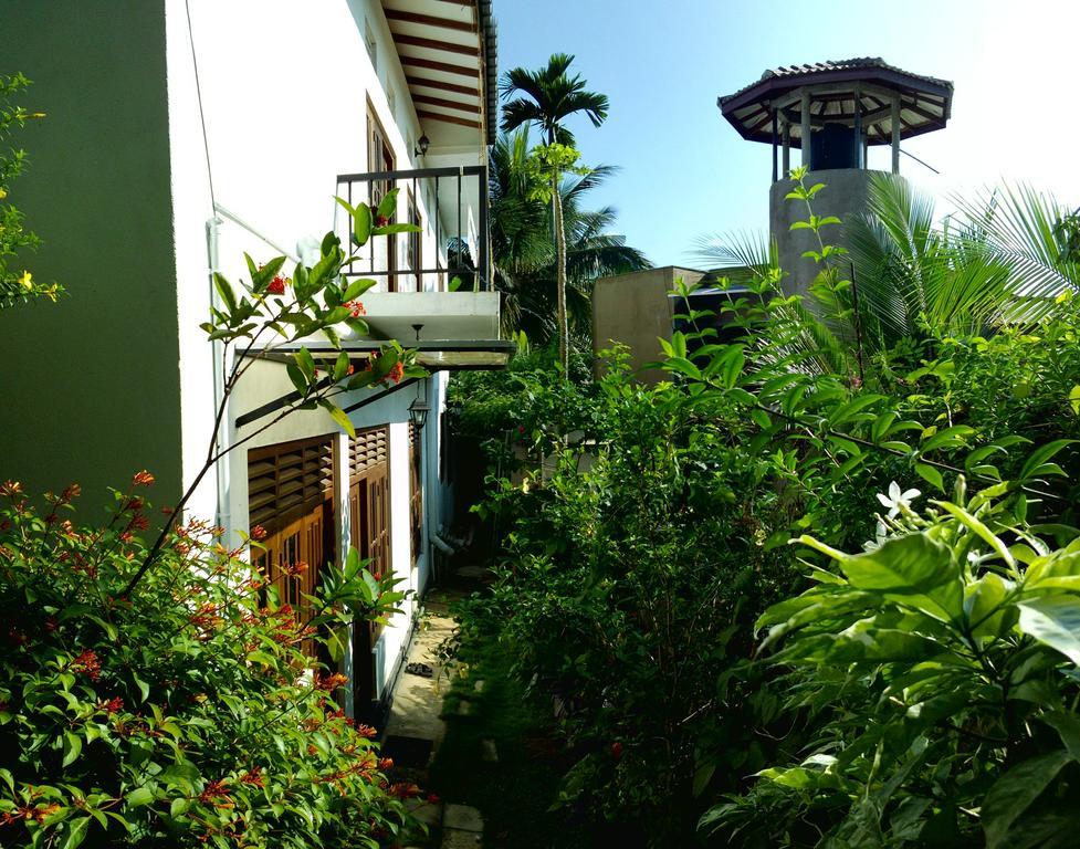 Hotel Sunny Side 89 à Galle Extérieur photo