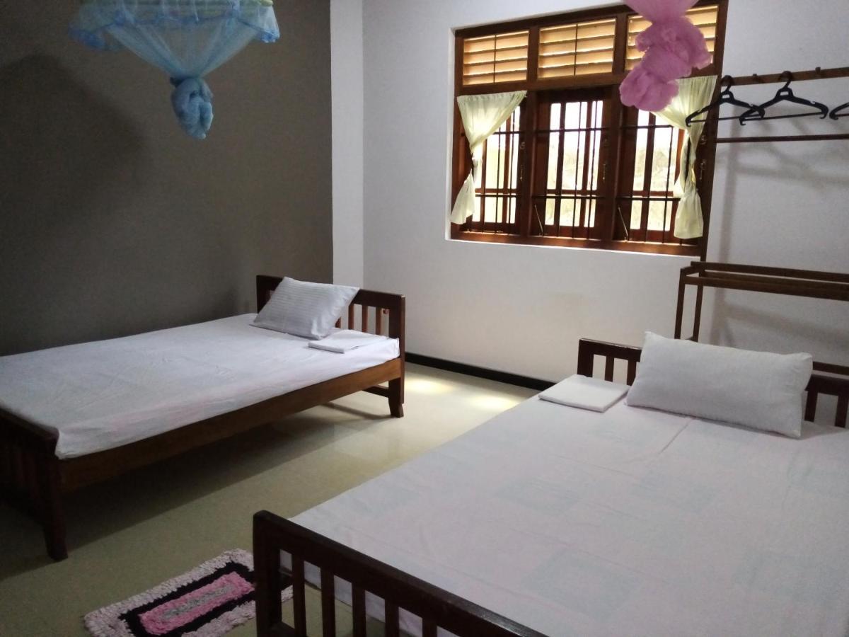 Hotel Sunny Side 89 à Galle Extérieur photo